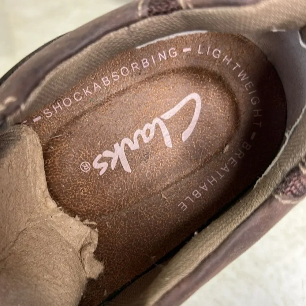 Clarks 10 brown